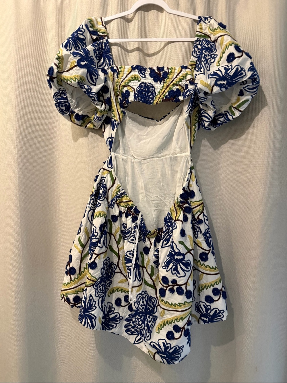 Anthropologie Embroidered Puff Sleeve Cutout Mini Dress White Blue XL Boho - Picture 6 of 9